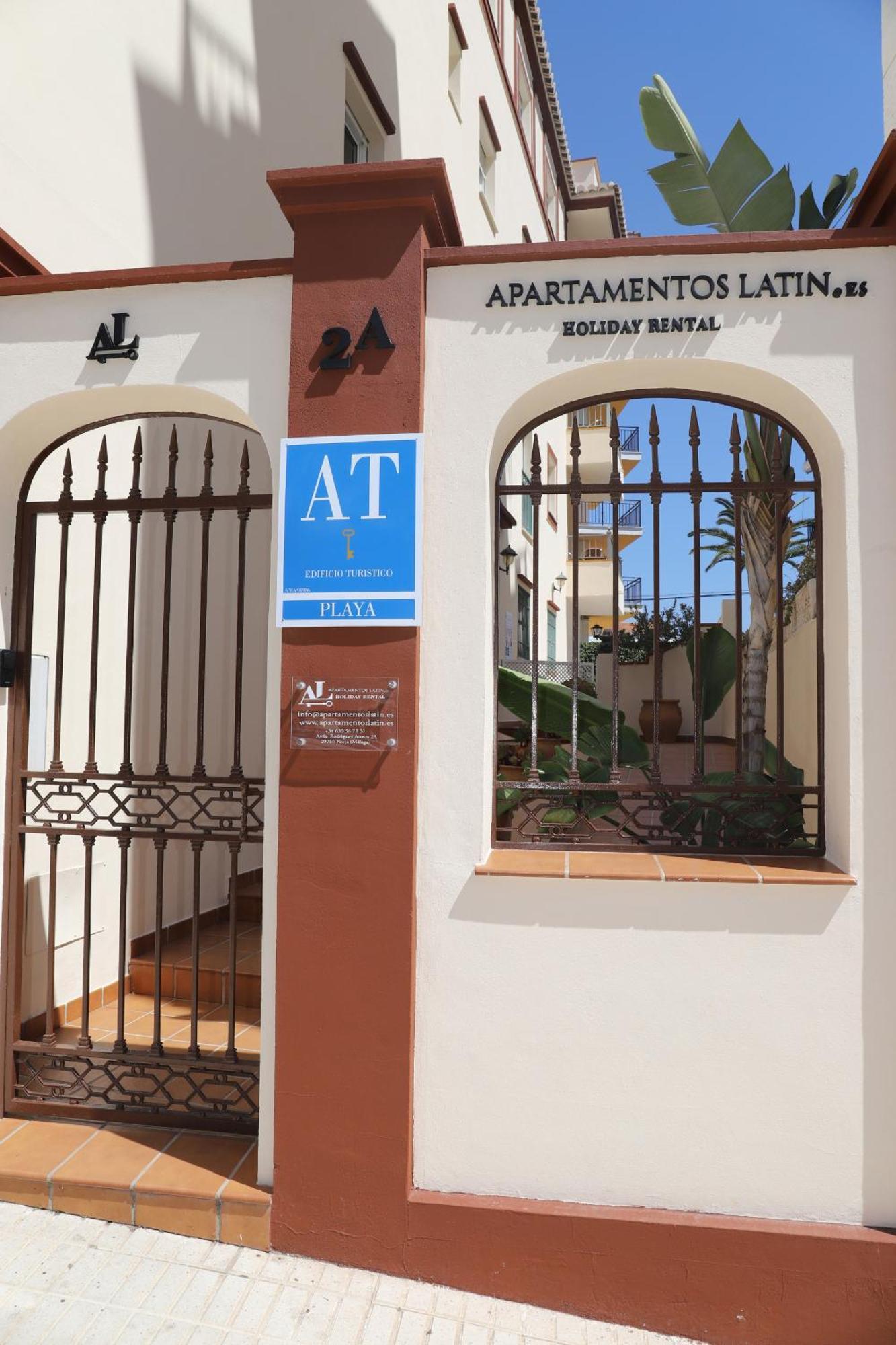 Apartamentos Latin Nerja Exteriér fotografie