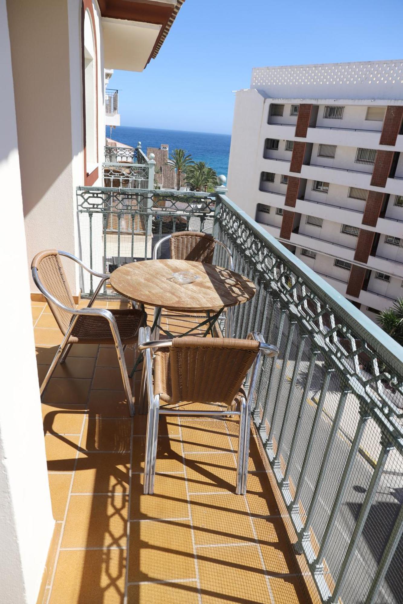 Apartamentos Latin Nerja Exteriér fotografie